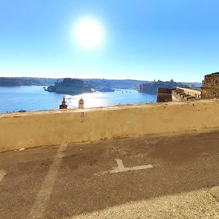 ואלטה Oasis 22 Savynomad Harbour Residences Wow Views מראה חיצוני תמונה